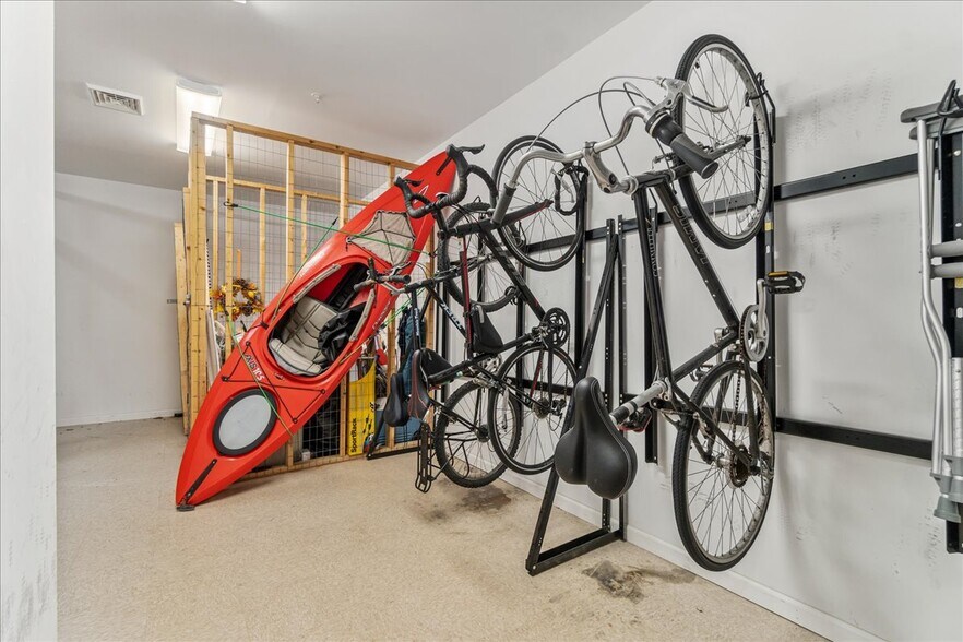 More Photos Of 260 A Washington Ave, Albany Apartments For Sale