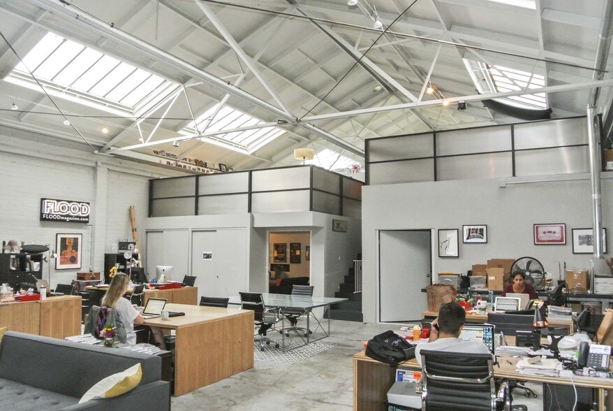 More Photos Of 5810 W 3rd St, Los Angeles Storefront For Lease