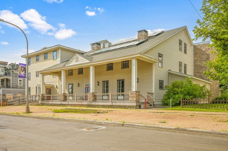 More Photos Of 56 Main St, Stamford Hotel For Sale