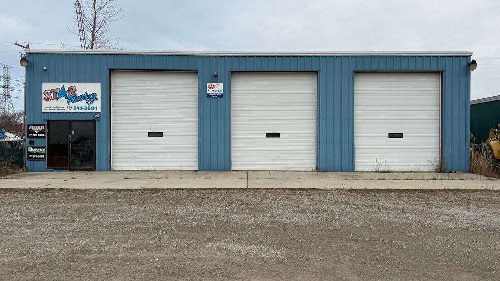 Primary Photo Of 10600 Victory Rd, Erie Freestanding For Sale