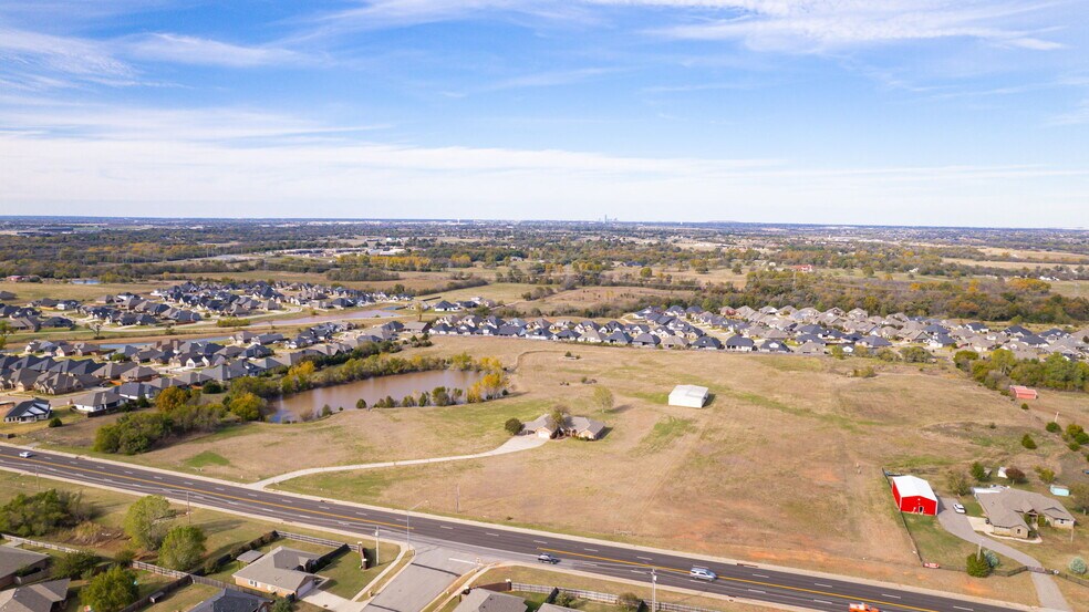 More Photos Of 301 W Tecumseh Rd, Norman Land For Sale