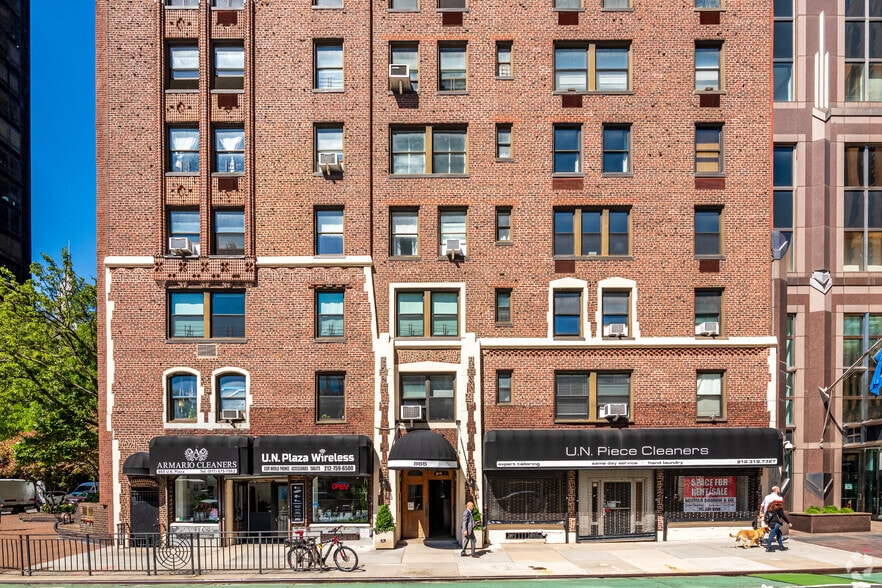 More Photos Of 865 United Nations Plz, New York Apartments For Lease