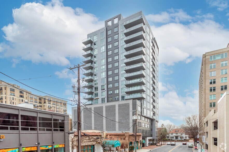 More Photos Of 4964 Fairmont Ave, Bethesda Apartments For Lease