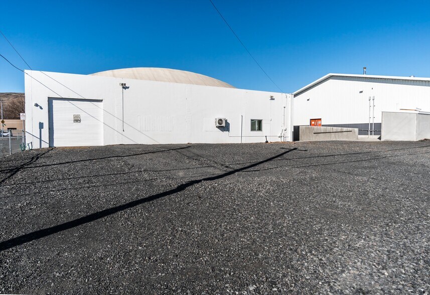 More Photos Of 548 Basin St SW, Ephrata Service For Sale