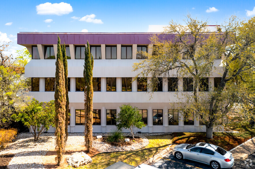 Primary Photo Of 2222 Western Trails Blvd, Austin Office For Lease