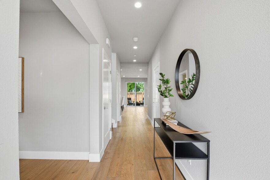 More Photos Of 47-49 Ursuline Rd, Santa Rosa Apartments For Sale