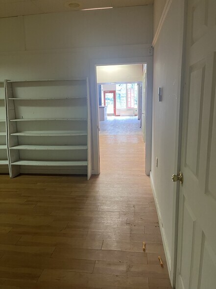 More Photos Of 637 Main St, Honesdale Apartments For Lease