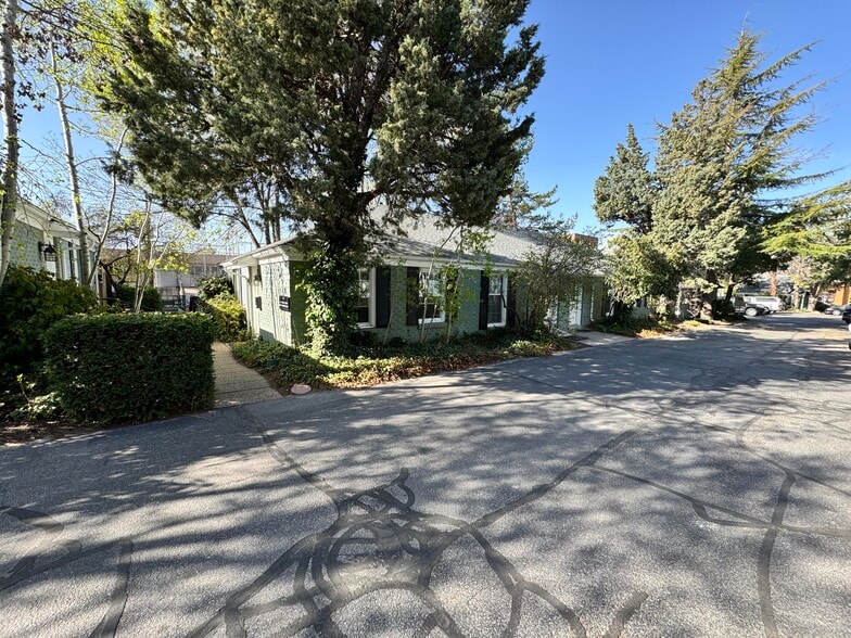 More Photos Of 150 S 600 E, Salt Lake City Office Residential For Lease