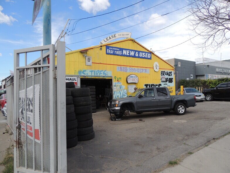 More Photos Of 8265 Lankershim Blvd, North Hollywood Distribution For Sale
