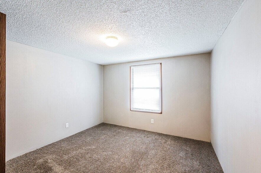 More Photos Of 3150 Pyramid Pky, Lakeland Apartments For Sale