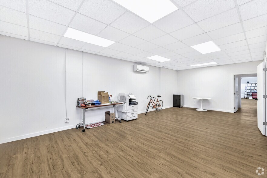More Photos Of 245 Pennsylvania Ave, Virginia Beach Auto Repair For Lease