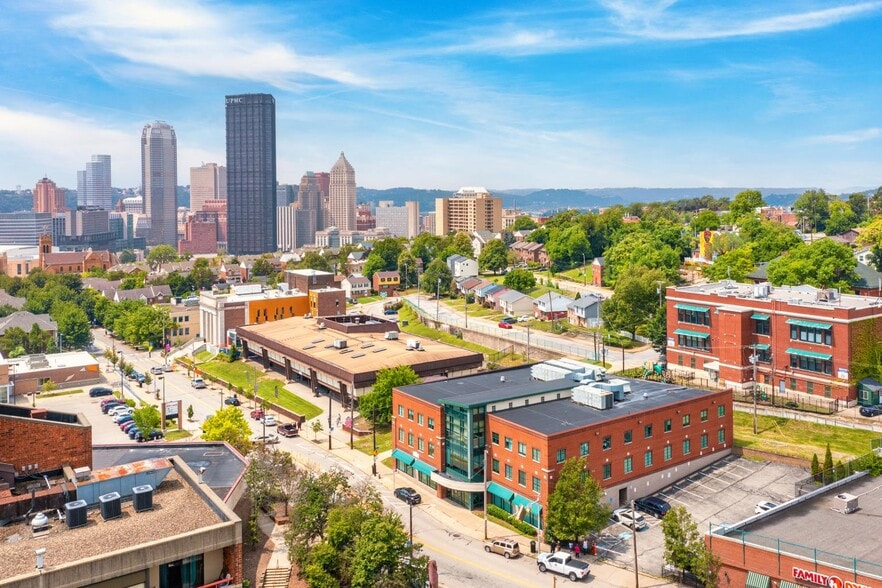 More Photos Of 1901 Centre Ave, Pittsburgh Office For Lease