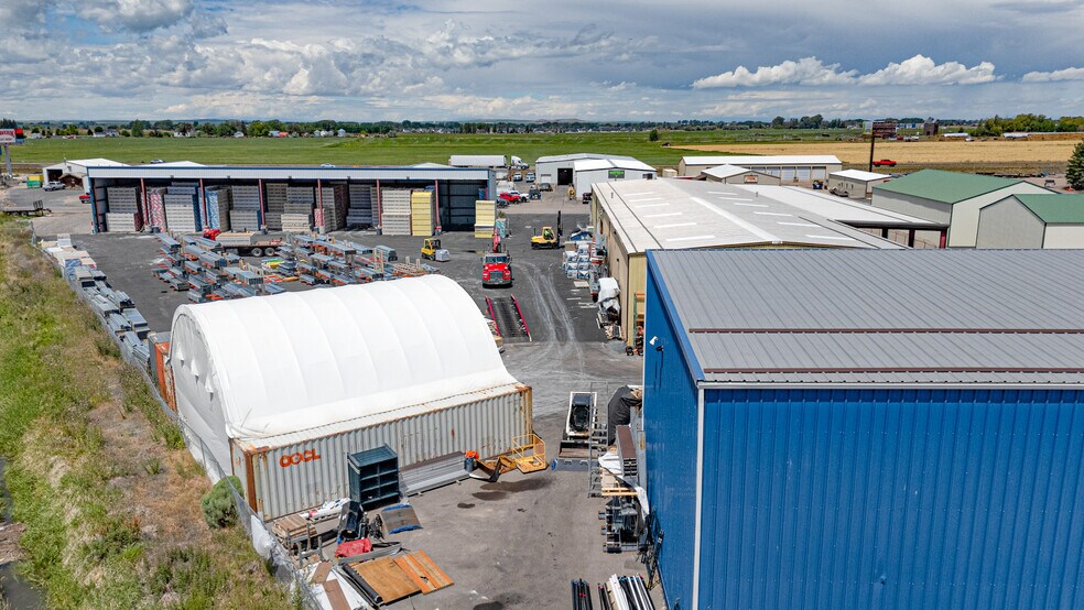More Photos Of 4132 N Haroldsen Dr, Idaho Falls Warehouse For Sale