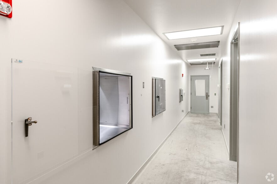 More Photos Of 4233 Technology Dr, Durham Research And Development For Lease