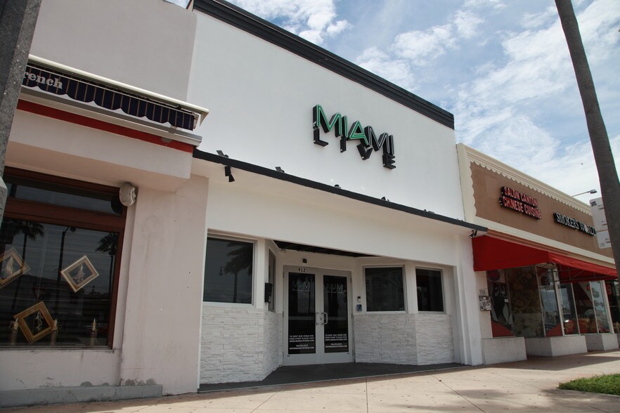 More Photos Of 912 71st St, Miami Beach Bar For Sale