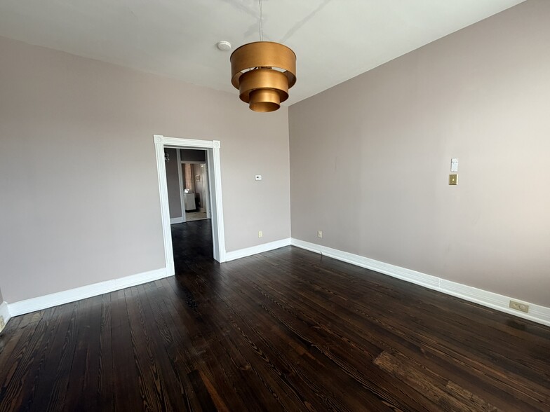 More Photos Of 228 E Washington St, Hagerstown Office Residential For Sale