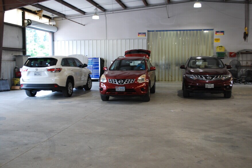 More Photos Of 15920 Kuykendahl Rd, Houston Auto Repair For Sale