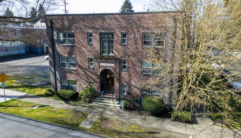 More Photos Of , Tacoma Multifamily For Sale