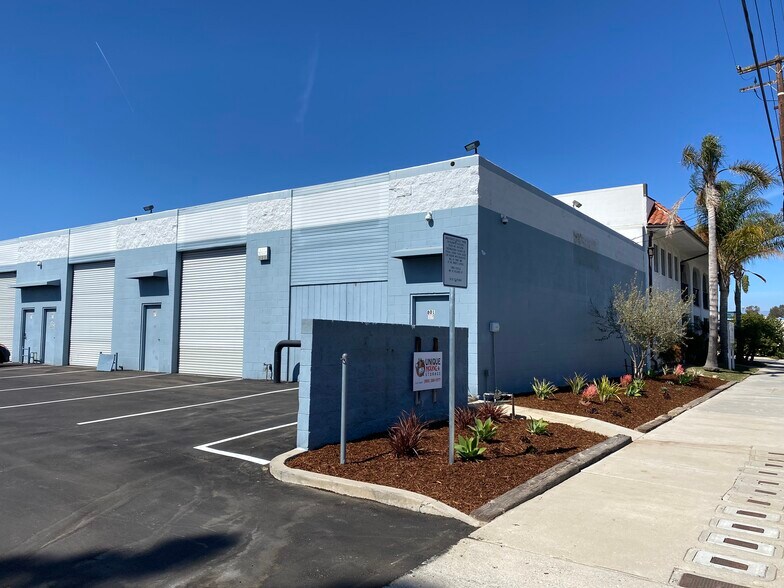 Primary Photo Of 761-815 Maulhardt Ave, Oxnard Warehouse For Lease