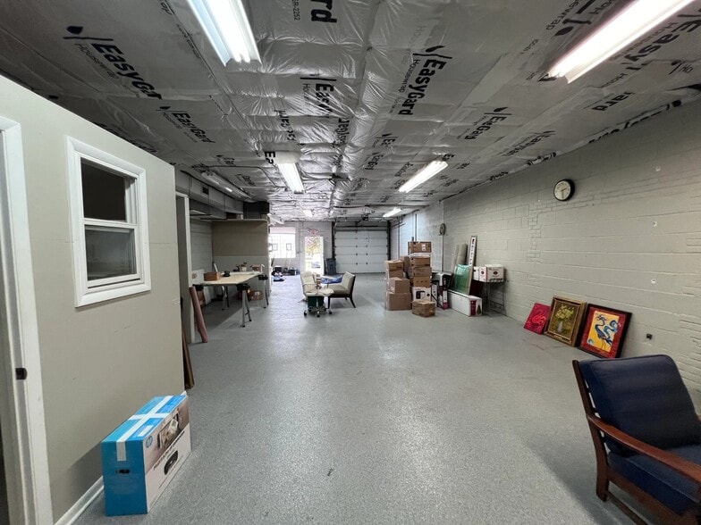 More Photos Of 7312 N Milwaukee Ave, Niles Office For Sale