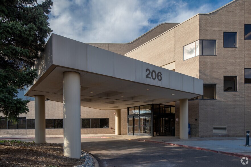 More Photos Of 206 W County Line Rd, Highlands Ranch Medical For Lease