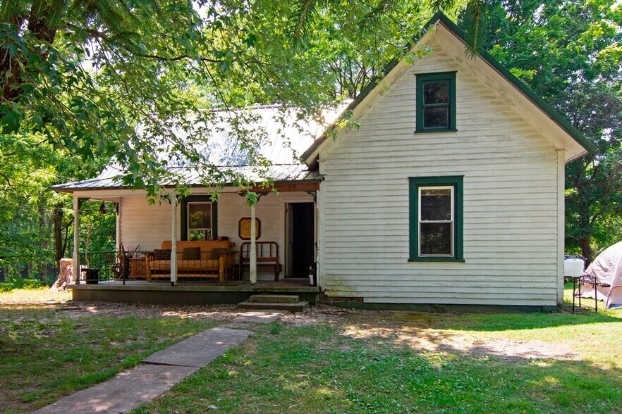 More Photos Of 211 Oscar White rd, Lansing Land For Sale