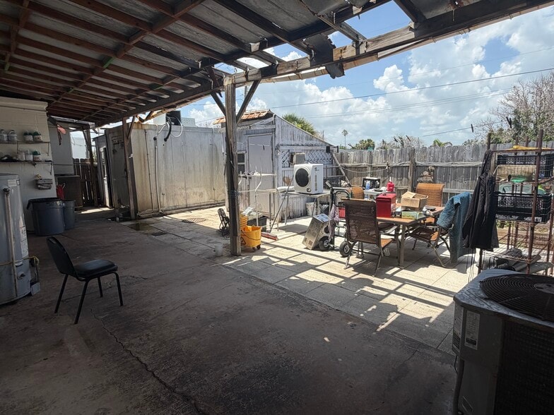 More Photos Of 200-218 North Aia, Satellite Beach Unknown For Lease
