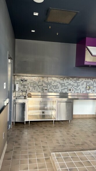 More Photos Of 6255 W Sunset Blvd, Los Angeles Office For Lease