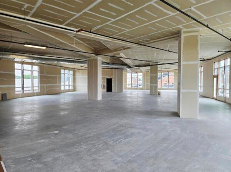 More Photos Of 120 Twin Steeples Cir NE, Dyersville General Retail For Lease