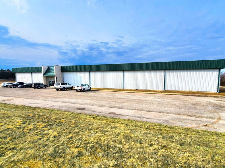 Primary Photo Of 1185 Highway AF, Sullivan Warehouse For Lease