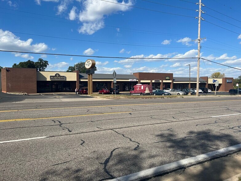 More Photos Of 3055 Lemay Ferry Rd, Saint Louis Unknown For Lease