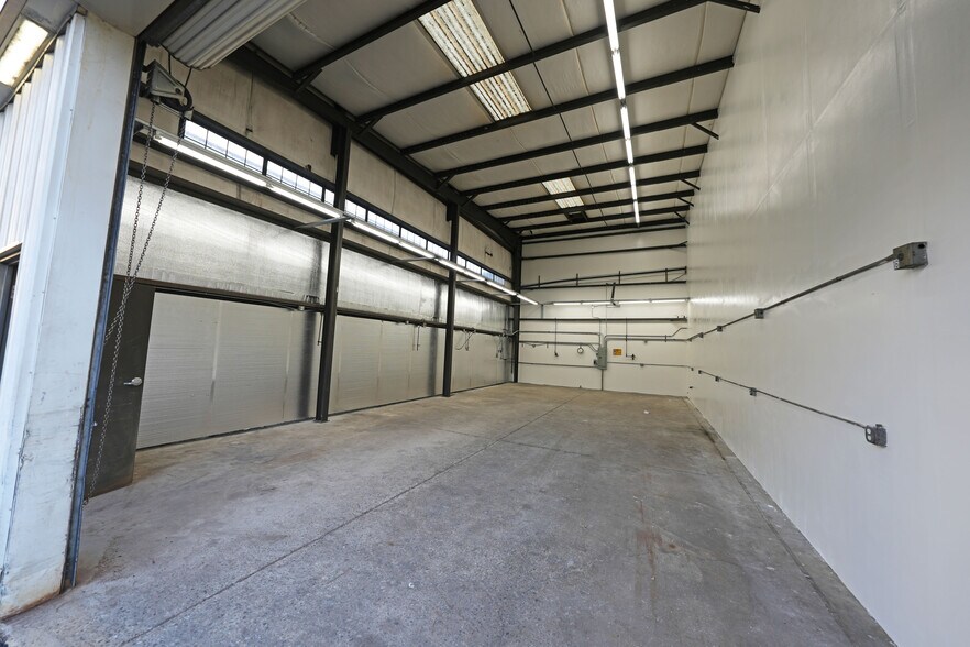 More Photos Of 974 Griffin St, Grover Beach Warehouse For Lease