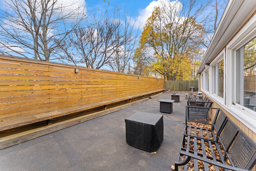 More Photos Of 811 Dixwell Ave, Hamden Flex For Sale