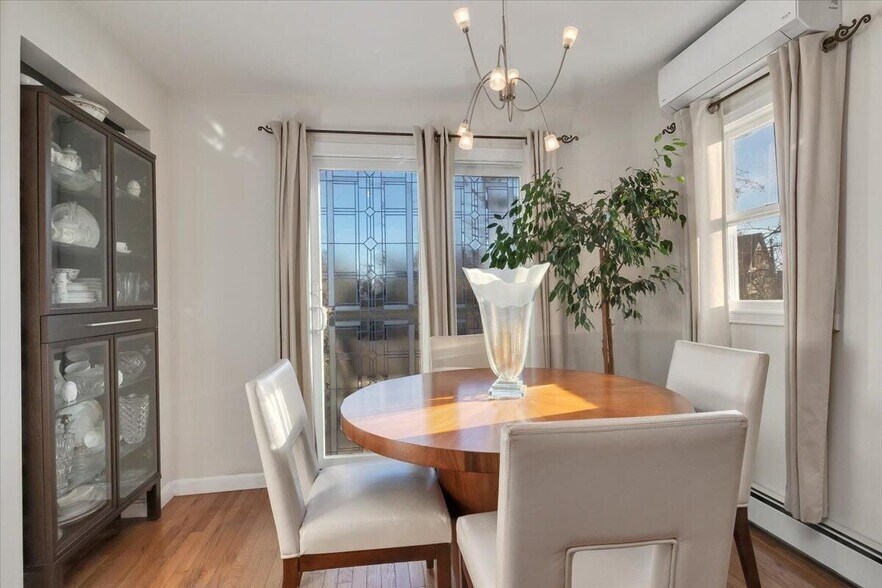 More Photos Of 139 A Bradford St, Provincetown Storefront Retail Residential For Sale