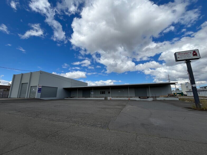 More Photos Of 1505 Front St NE, Salem Warehouse For Lease