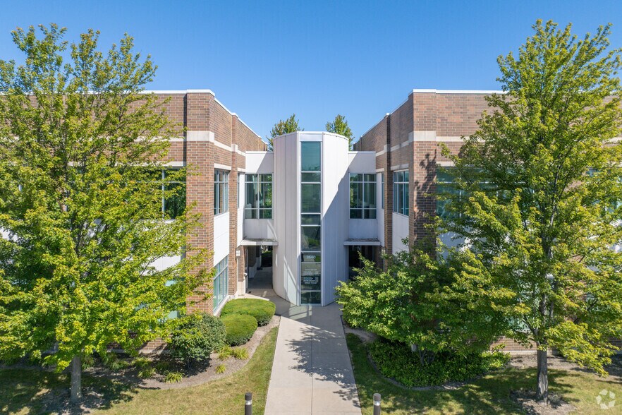 More Photos Of 2640 Patriot Blvd, Glenview Medical For Sale