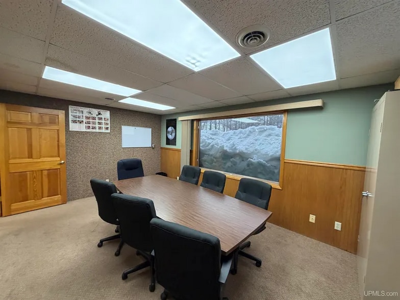 More Photos Of 7 Brebner Rd E, Negaunee Flex For Sale