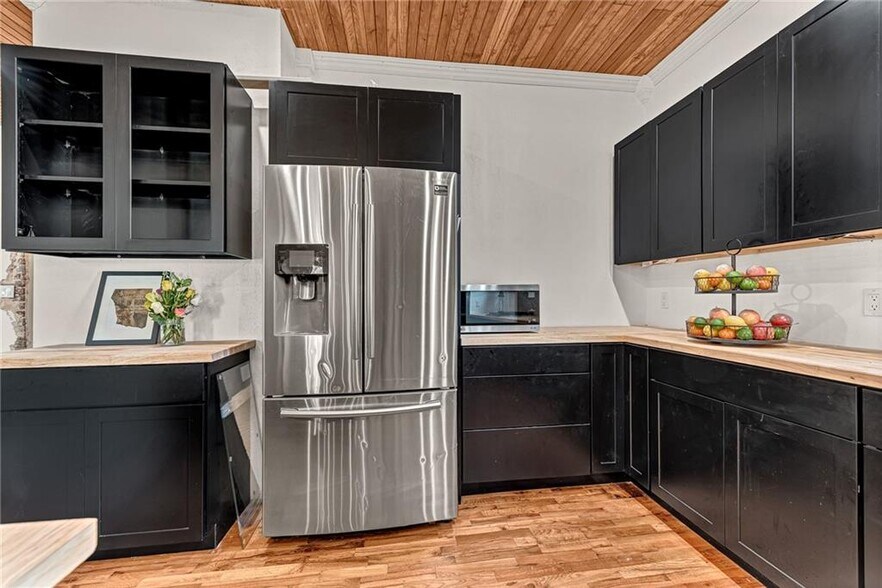 More Photos Of 510 E Madison Ave, Berryville Religious Facility For Sale