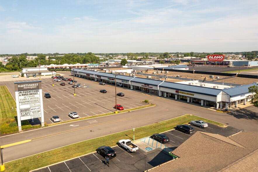 More Photos Of 4624-4740 W 38th St, Indianapolis Unknown For Lease