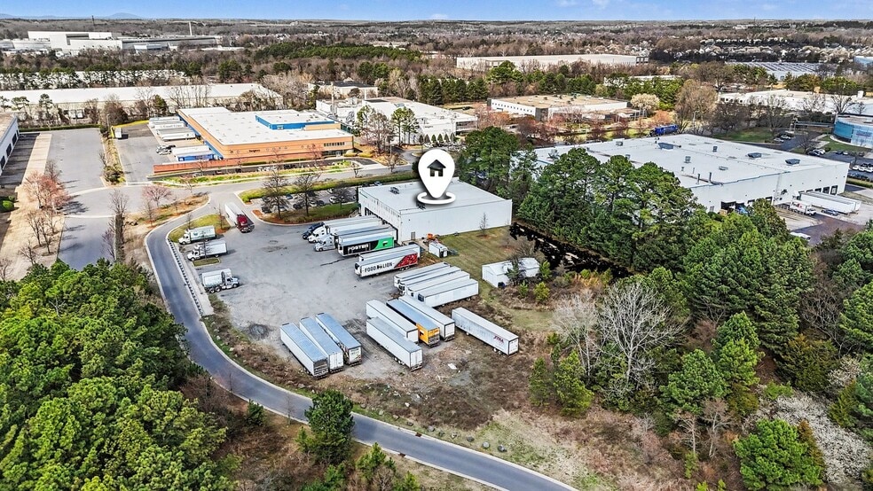 More Photos Of 10810 Withers Cove Park Dr, Charlotte Warehouse For Lease