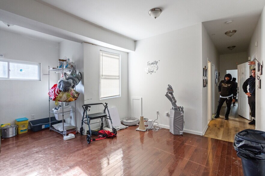 More Photos Of 3301-3303 N 16th St, Philadelphia Apartments For Sale