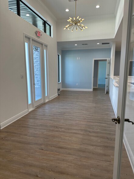 More Photos Of 10269 Mathog Rd,, Riverview Office For Sale