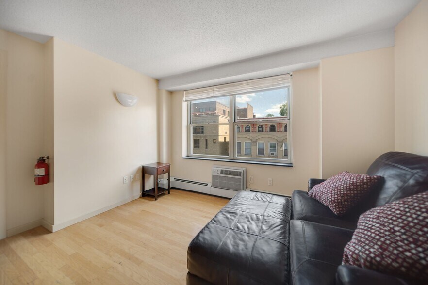 More Photos Of 400 College Ave, Ithaca Apartments For Sale