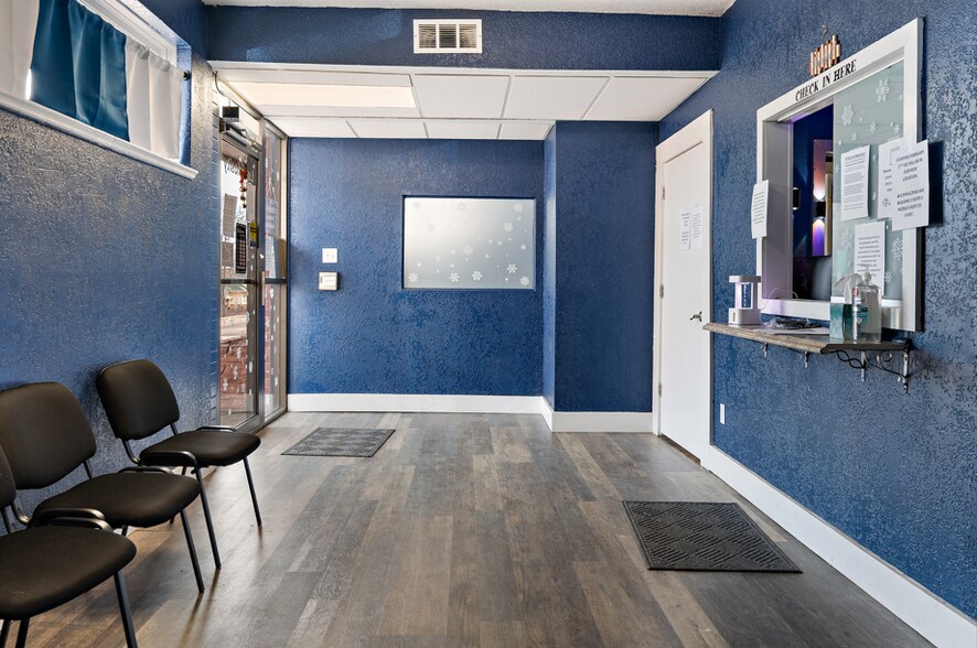 More Photos Of 517 Colorado Ave, Pueblo Medical For Lease