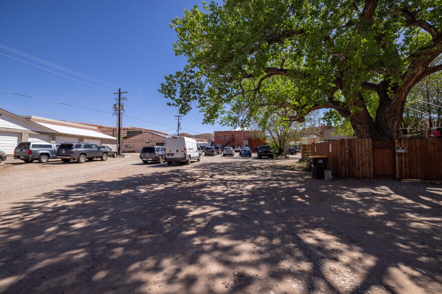 More Photos Of 67 S 100 W, Moab Self Storage For Sale