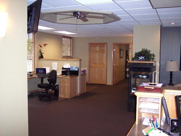 More Photos Of 10091 Dogwood St NW, Coon Rapids Office For Sale