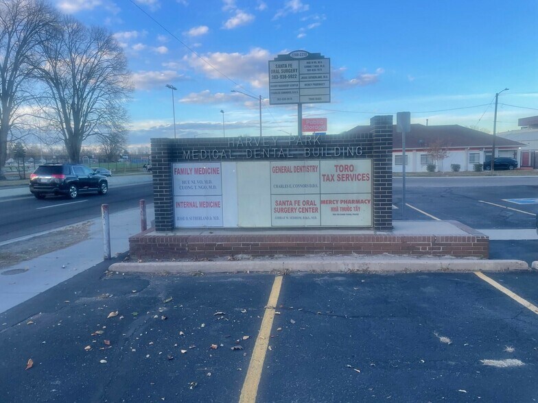More Photos Of 2200-2210 S Federal Blvd, Denver Medical For Lease
