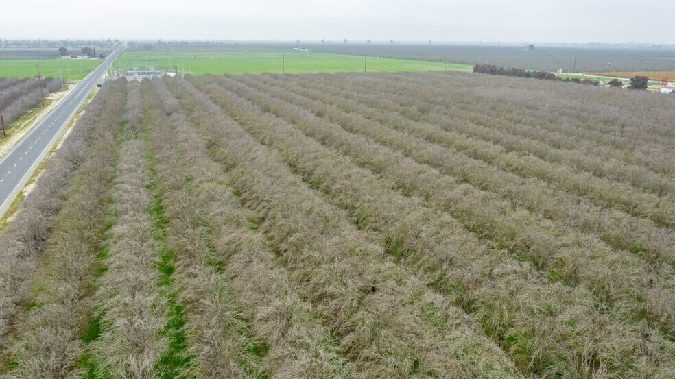 More Photos Of Sierra & N Kramer St ave, Earlimart Land For Sale