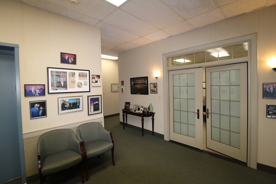 More Photos Of 11-13 Hampden St, Springfield Office For Sale