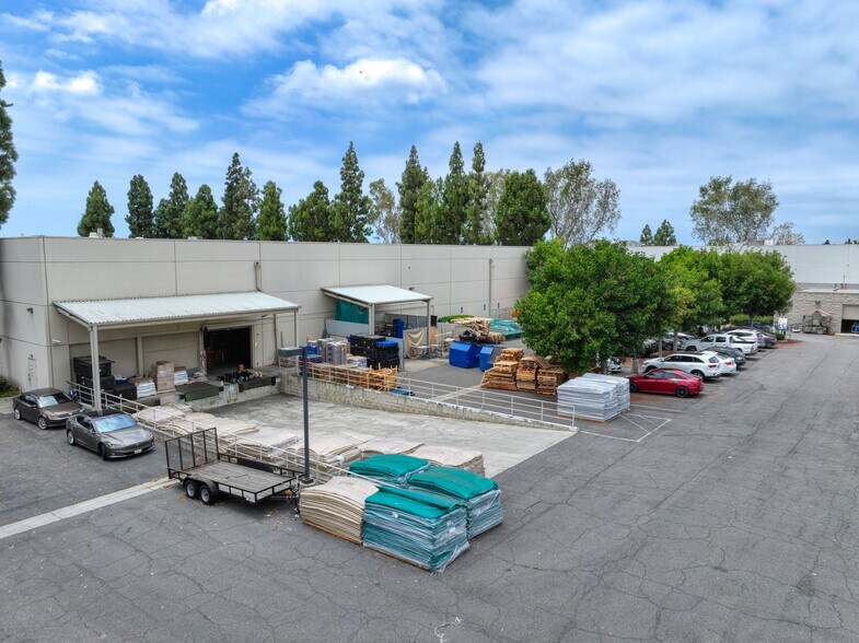 More Photos Of 7345 Orangewood Ave, Garden Grove Warehouse For Sale